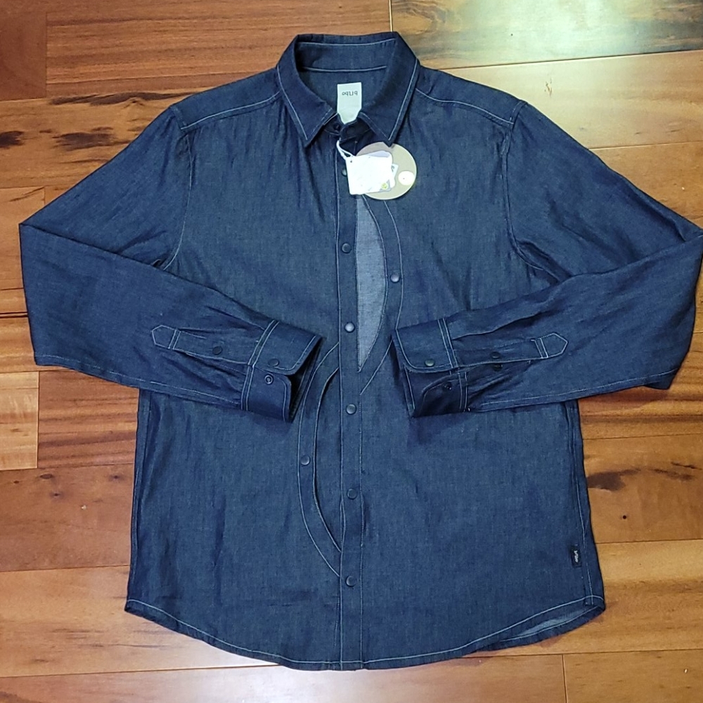 NWT Oqliq Tech Shirt